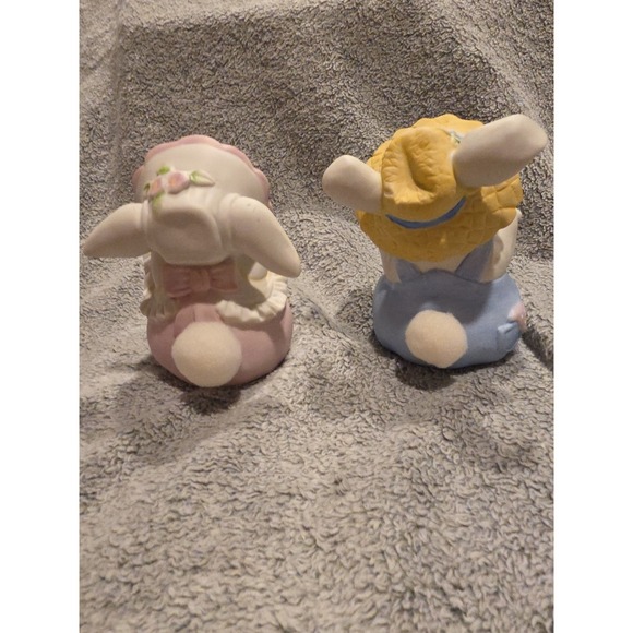 Vintage Bunnies Holding Marble Eggs Big Eyes Easter Spring - Picture 3 of 8